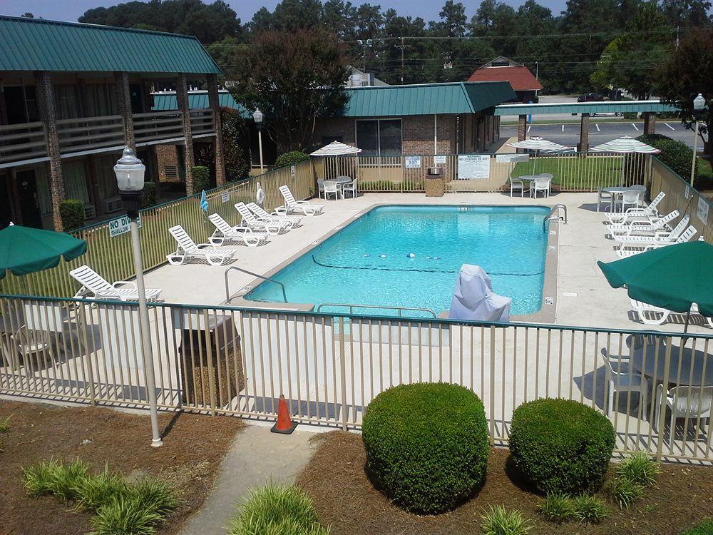 Motel 6 Columbia - University Of South Carolina Exterior foto