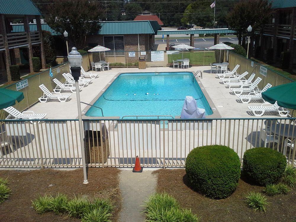 Motel 6 Columbia - University Of South Carolina Exterior foto